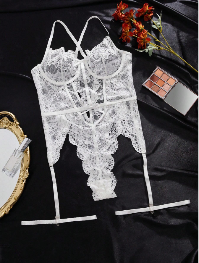 Floral Lace Underwire Lingerie Set